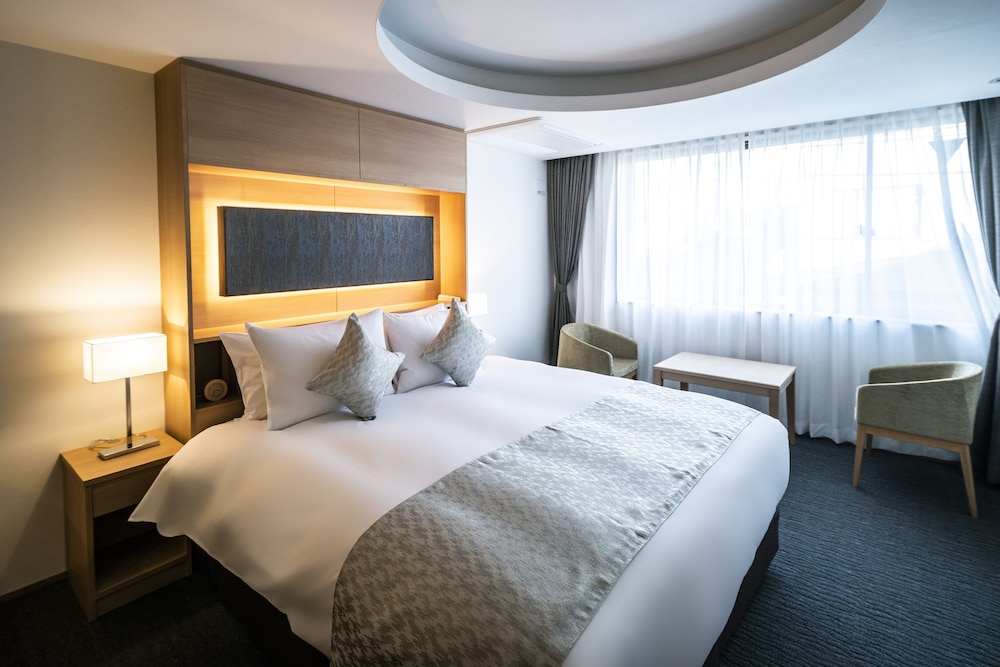 スーペリア ダブルルーム ダブルベッド 1 台 禁煙 客室2 | 京都四条高倉ホテル grandereverie