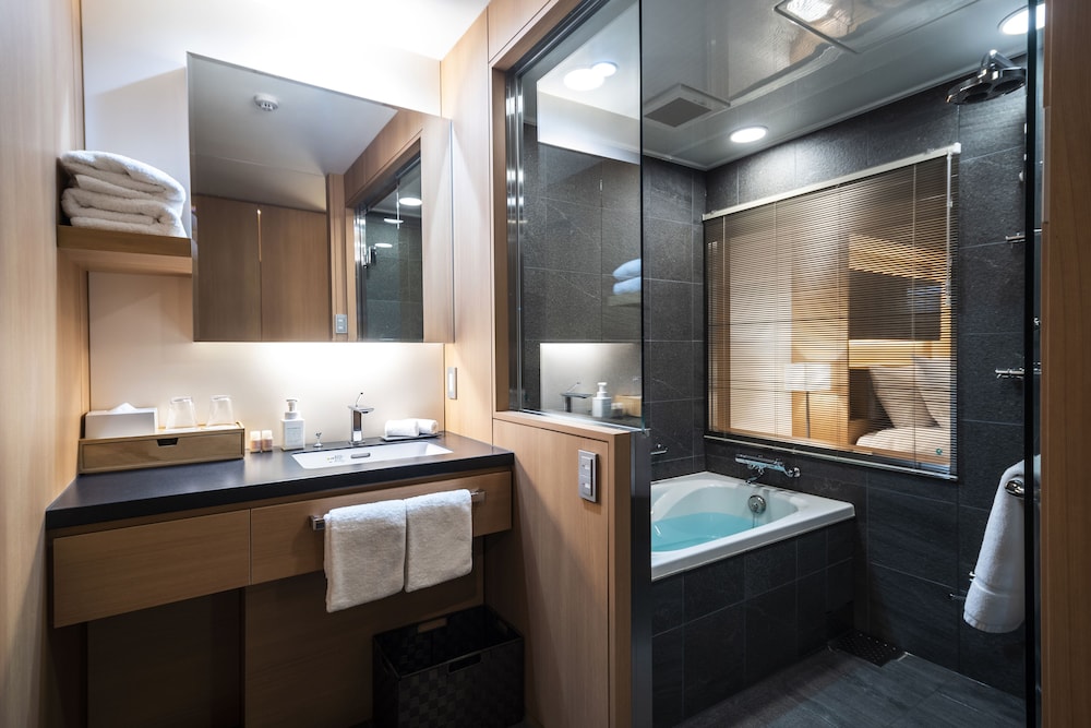 スーペリア ダブルルーム ダブルベッド 1 台 禁煙 バスルームのシンク0 | 京都四条高倉ホテル grandereverie