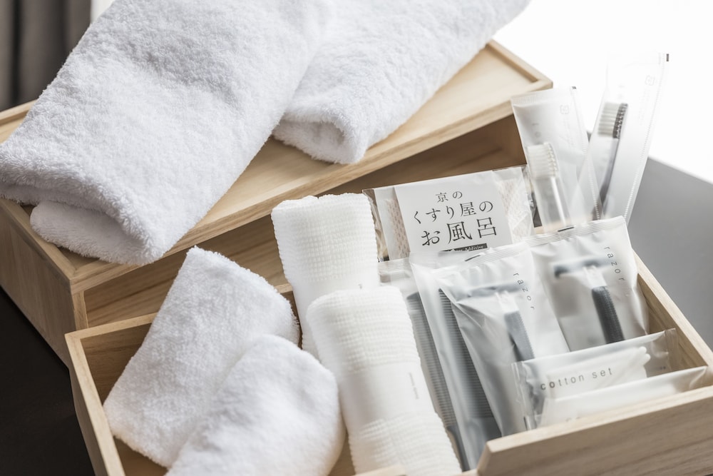 スーペリア ダブルルーム ダブルベッド 1 台 禁煙 バスルームの設備0 | 京都四条高倉ホテル grandereverie