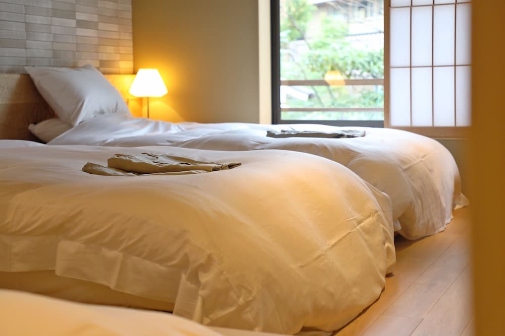 ケンプトン 清水 3(木製の浴槽付),3名様以上は1名様追加につき布団1組用意 | ケンプトン清水