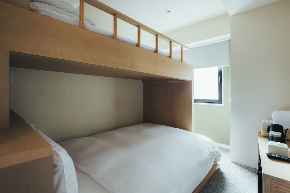 スタンダード トリプルルーム 客室2 | Meander Osaka