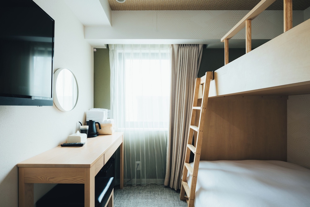 スタンダード トリプルルーム | Meander Osaka