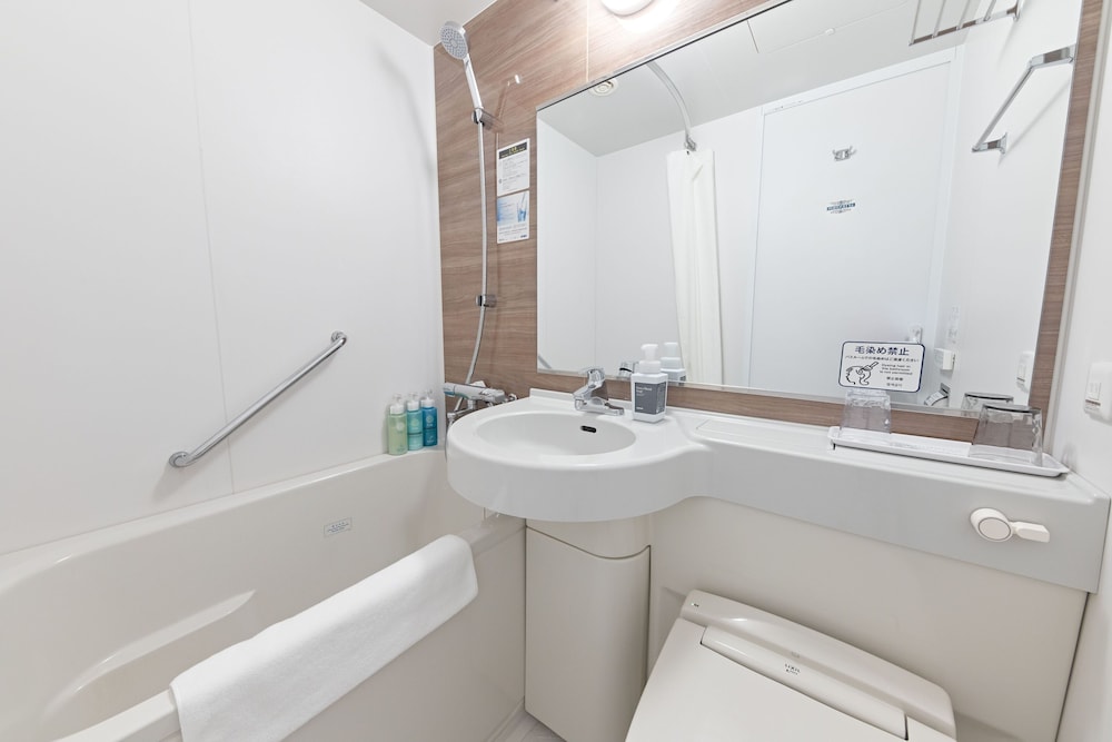 ダブルルーム 禁煙 バスルーム1 | 相鉄フレッサイン大阪心斎橋