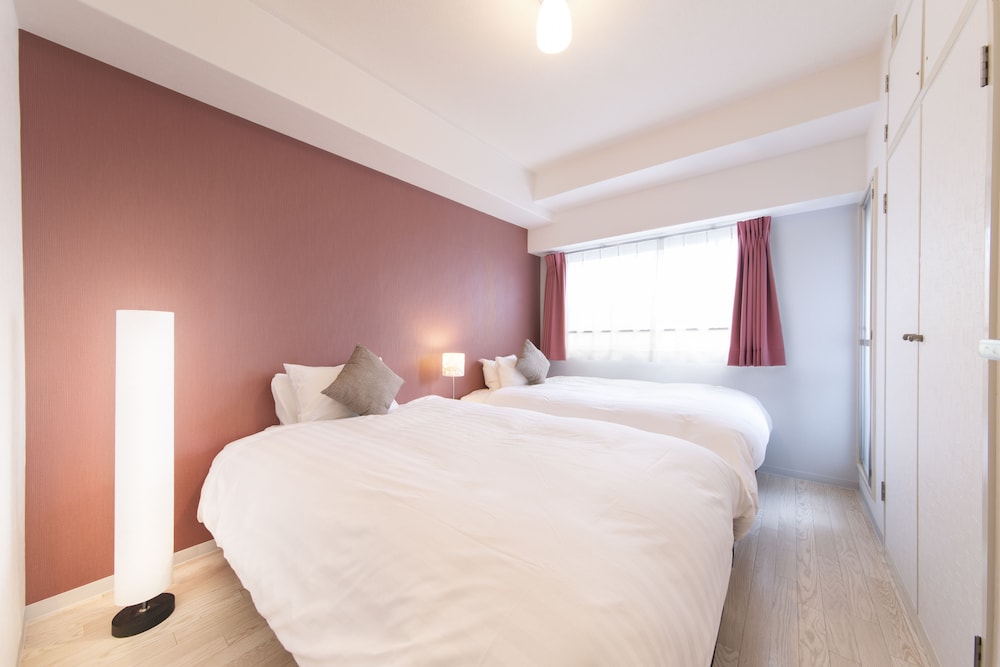 スタンダード アパートメント 3 ベッドルーム 禁煙 シティビュー ( 201 ) 客室1 | ジェプライド上町台コンド