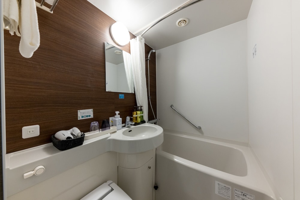 セミダブル ルーム 禁煙 バスルーム0 | 京急 EX イン京急川崎駅前