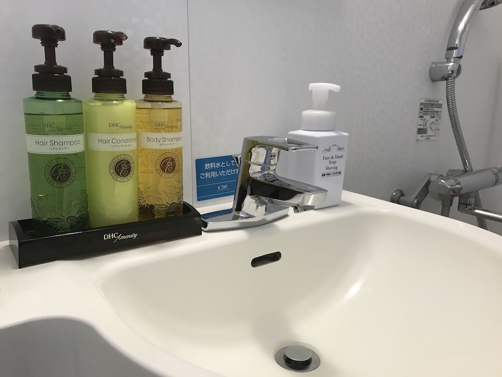 セミダブルルーム 11平米 禁煙 バスルーム0 | 京急 EX イン 横浜駅東口