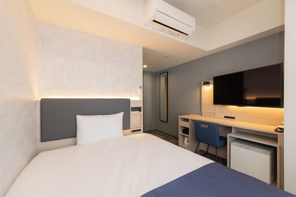 セミダブルルーム 11平米 禁煙 客室1 | 京急 EX イン 横浜駅東口