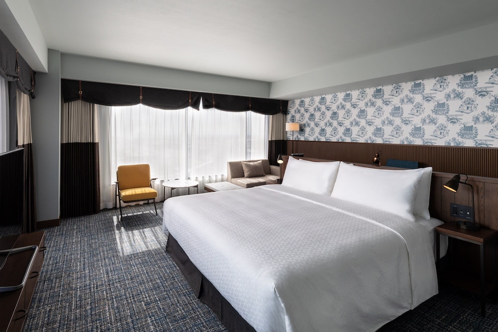 ジュニア スイート 1 ベッドルーム 禁煙 オーシャンビュー (Corner) 客室1 | フォーポイントバイシェラトン名古屋 中部国際空港