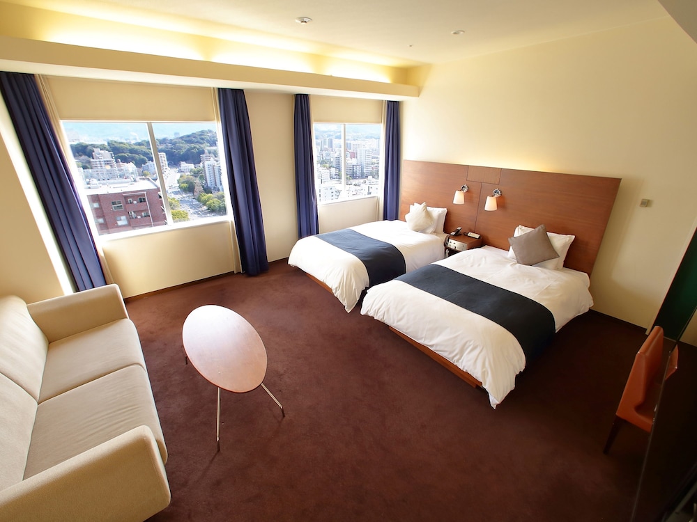 [禁煙]エグゼクティブスーペリアツイン(35㎡)〈20～21F〉 | オリエンタルホテル広島