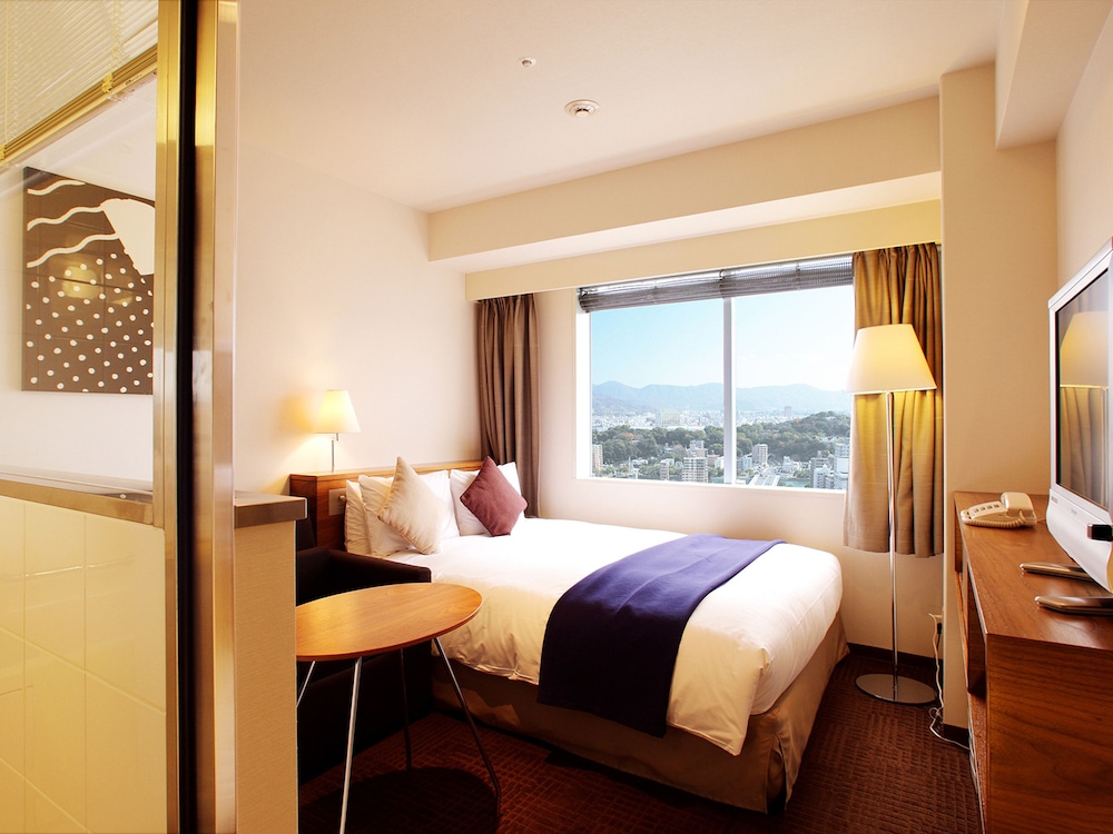 [禁煙]スタイリッシュスタンダードプラス(15sqm)〈ダブル〉 客室2 | オリエンタルホテル広島
