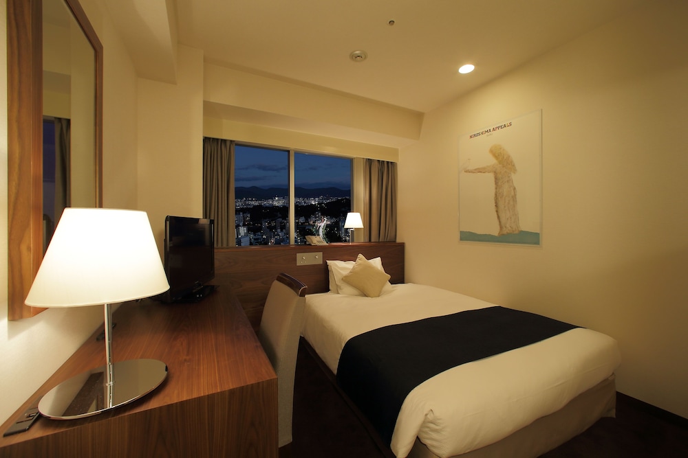 [禁煙]オリエンタルスタンダード(15sqm)〈セミダブル〉〈オリエンタルフロア 19F〉 客室3 | オリエンタルホテル広島