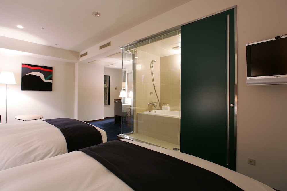 [禁煙]スタイリッシュグランデツイン(30sqm) 客室2 | オリエンタルホテル広島