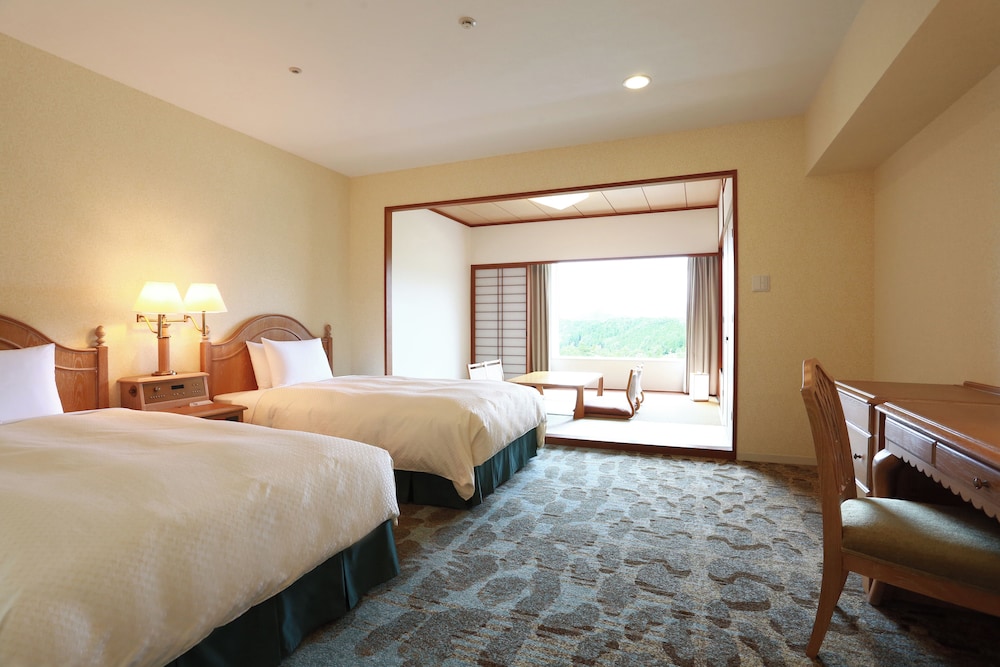 和洋室禁煙 客室3 | ホテルアソシア高山リゾート