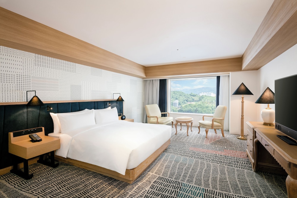 King Room デラックス ルーム | ヒルトン高山リゾート