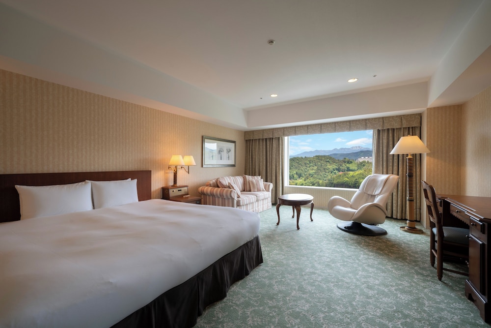 デラックス キングルーム 禁煙 客室3 | ホテルアソシア高山リゾート