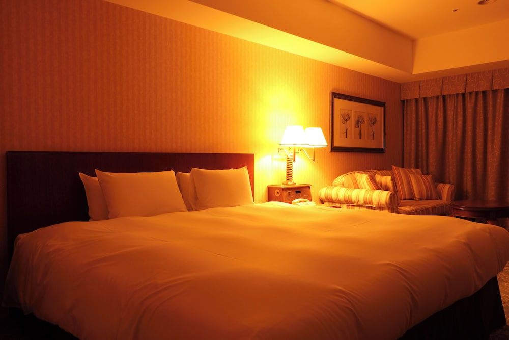 デラックス キングルーム 禁煙 客室2 | ホテルアソシア高山リゾート