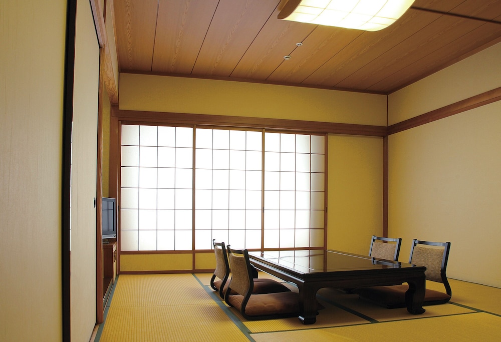 和室 禁煙 客室1 | ホテルアソシア高山リゾート