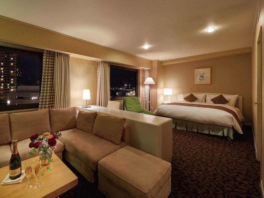 ジュニアスイート 禁煙 客室3 | ホテル アゴーラ 大阪守口