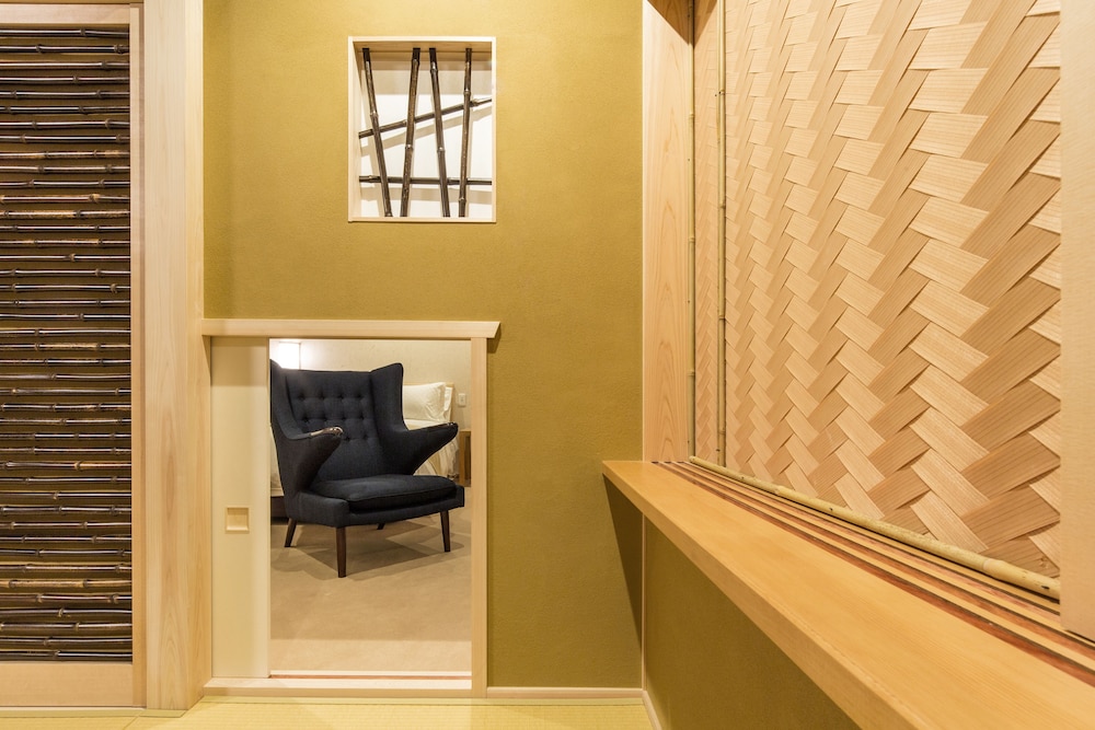 プレジデンシャル コンドミニアム 2 ベッドルーム 専用バスルーム ガーデン 客室2 | 京都 南禅寺 八千代 (1915 年創業)