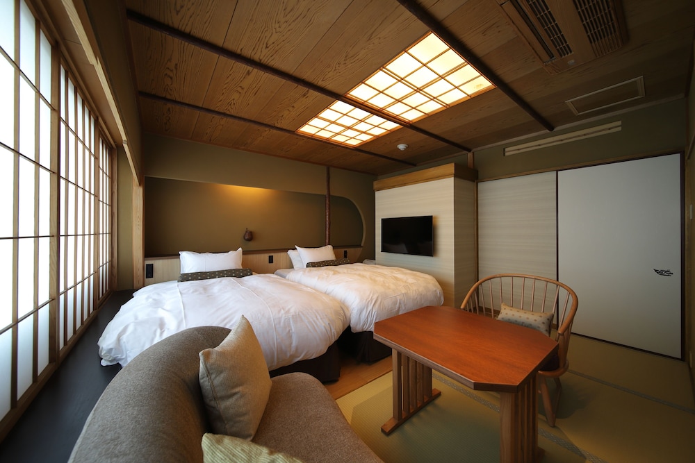 エコノミー ツインルーム 客室1 | 京の宿 坂の上