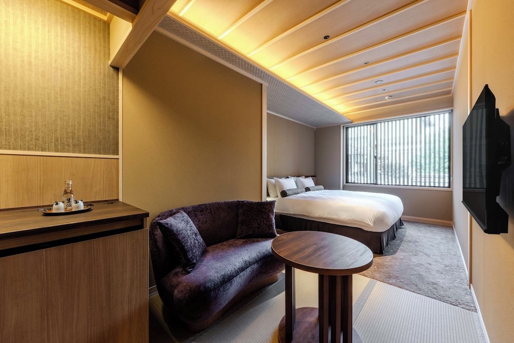 半露天風呂付スーペリア ダブルルーム 客室2 | 京の宿 坂の上