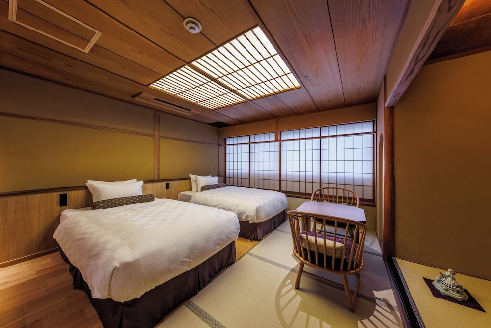 スタンダード ツインルーム 客室2 | 京の宿 坂の上