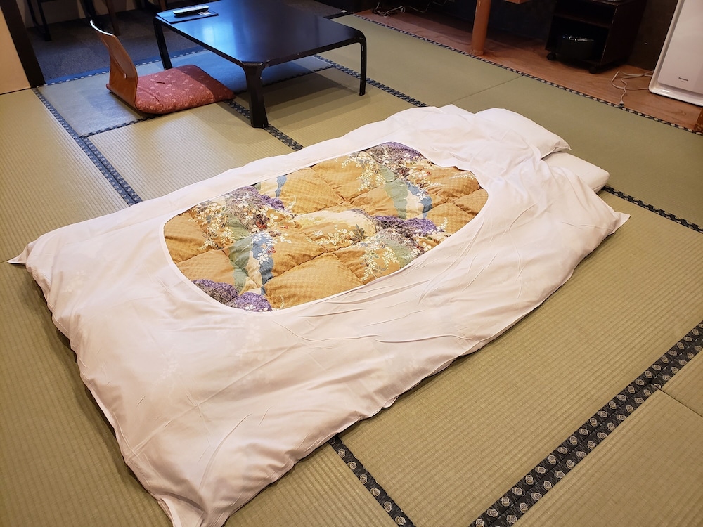 和室10畳 禁煙 客室1 | 京都駅前ホテル佐野家