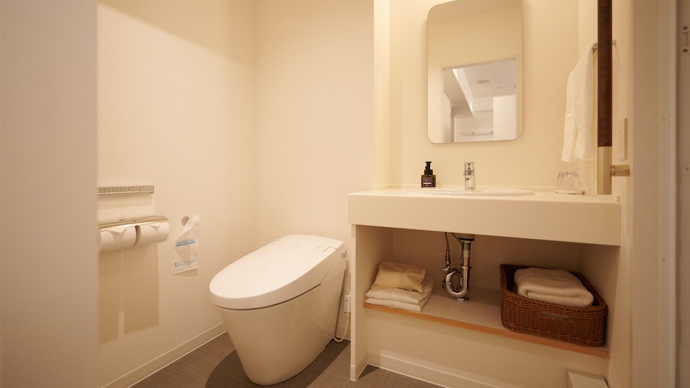 デラックス キング(禁煙) バスルーム2 | 新大阪ステーションホテル