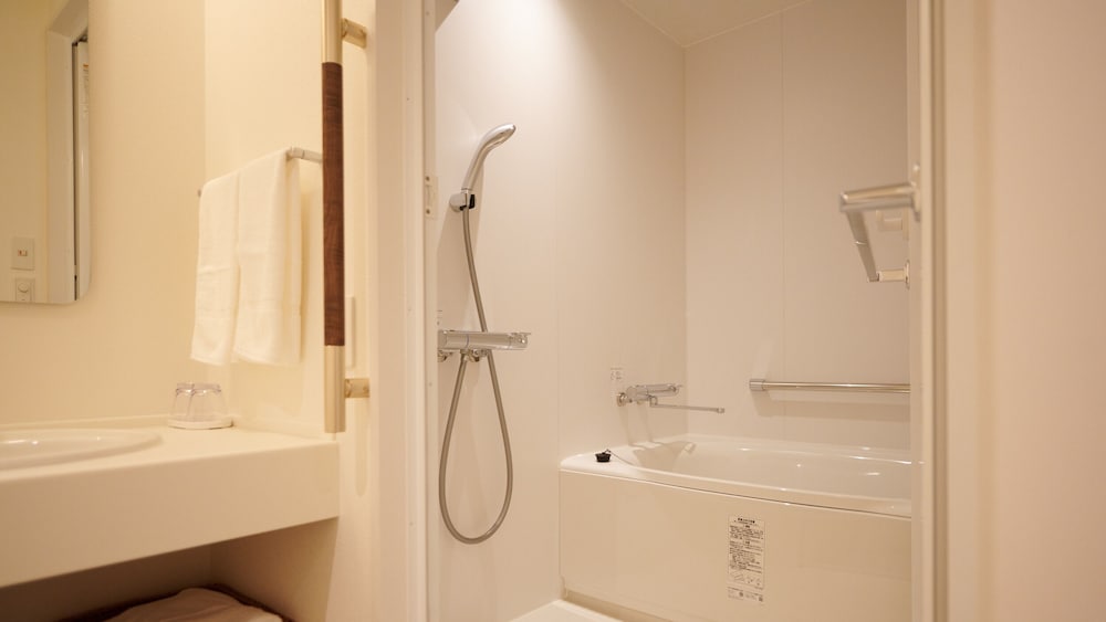 デラックス キング(禁煙) バスルーム1 | 新大阪ステーションホテル