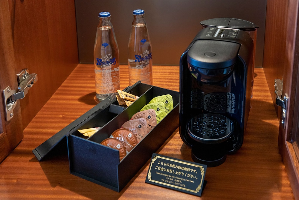 ジュニア スイート バルコニー付 レイクビュー 禁煙 客室の設備とサービス0 | 箱根ホテル
