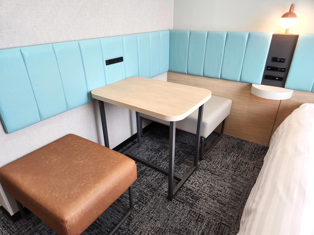 スタンダード ダブルルーム 禁煙 客室1 | コンフォート ホテル 那覇県庁前