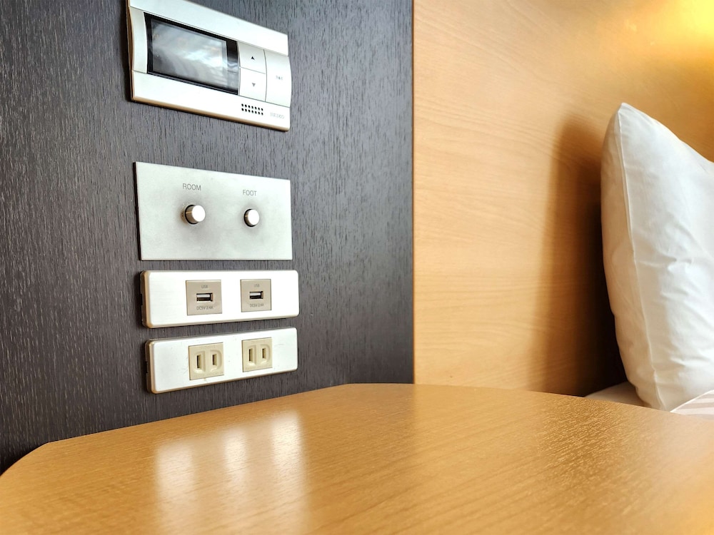 スタンダード ダブルルーム 禁煙 客室5 | コンフォート ホテル 那覇県庁前