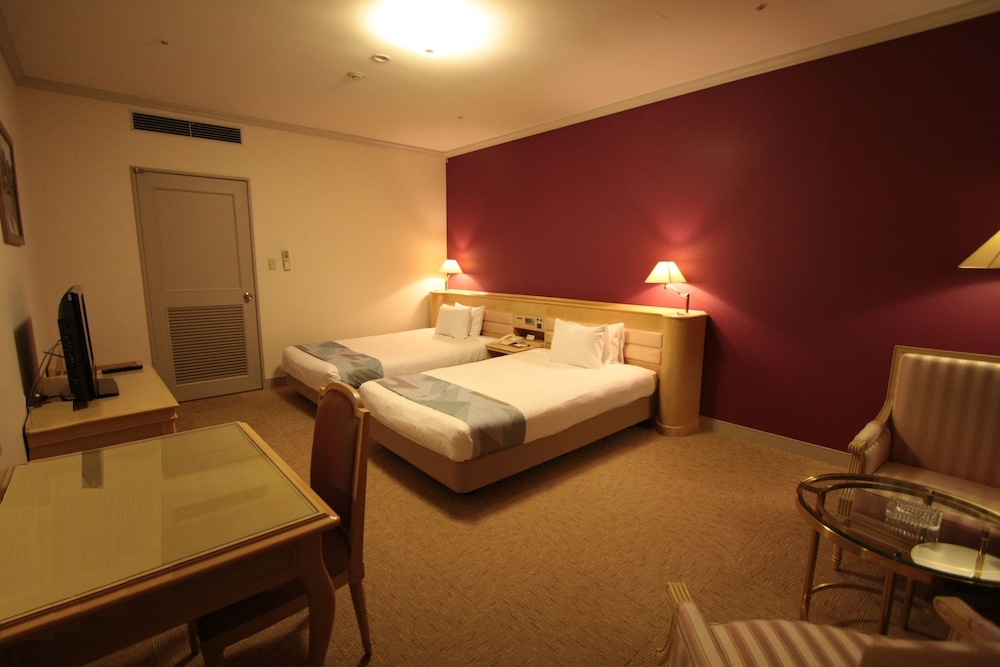 コーナースイートルーム 客室1 | 仙台ヒルズホテル