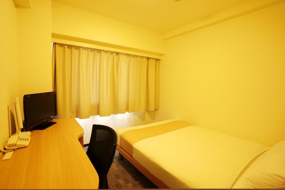 ダブルルーム 1 ベッドルーム 喫煙可 客室10 | スマイルホテル熊谷