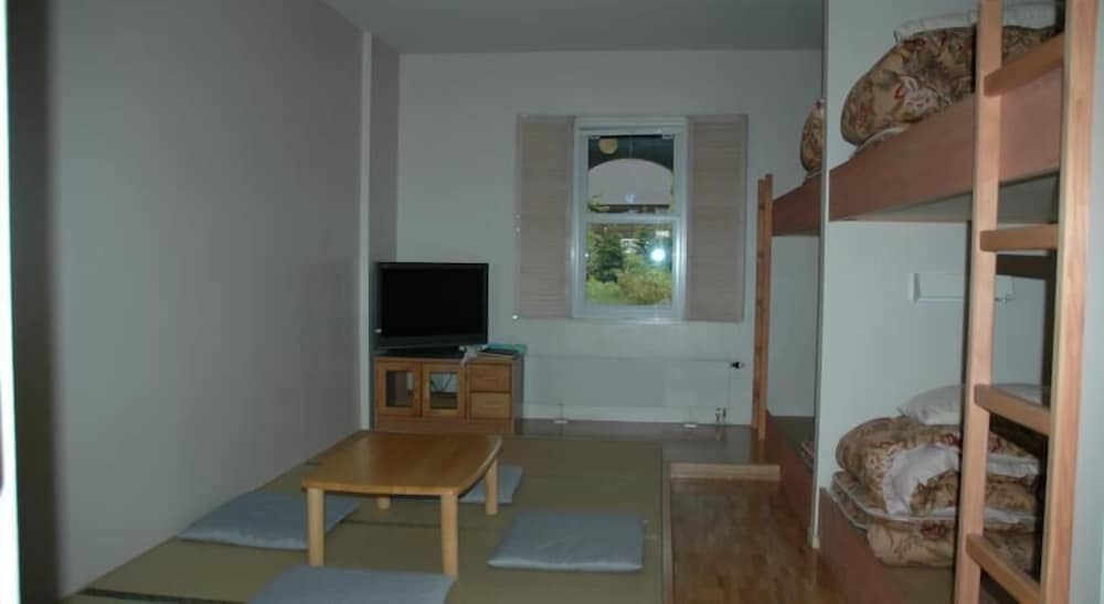 ルーム 1 ベッドルーム (Shared restroom and bath) | フリーダム イン ニセコ