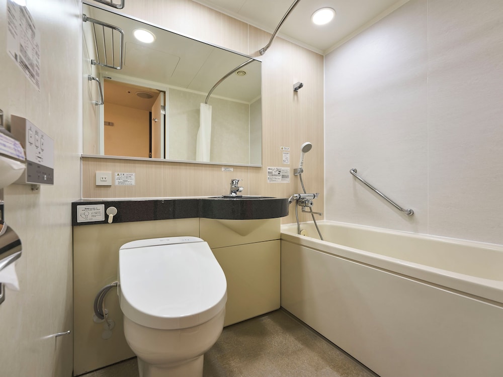 スタンダード ダブルルーム 禁煙 バスルーム0 | ダイワロイネットホテル名古屋駅前