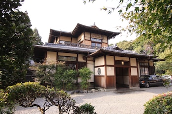吉田山荘