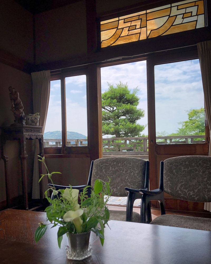 本館 (バス, トイレ付) 部屋からの景観0 | 吉田山荘
