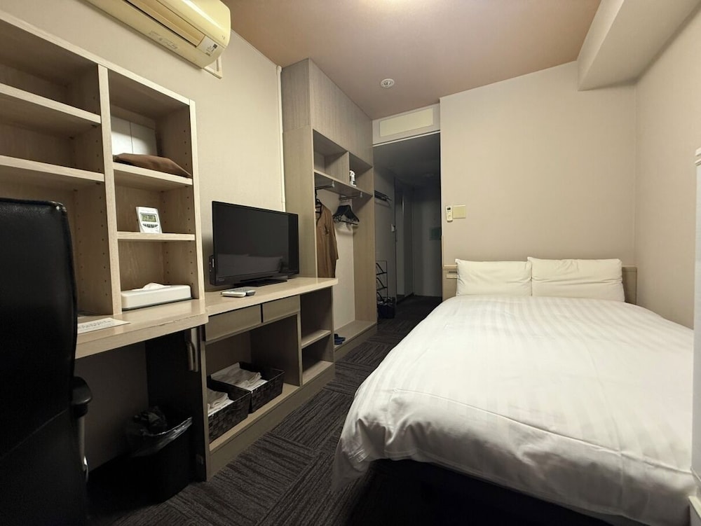 喫煙レジデンシャルセミダブル16平米 [駅側] | 展望大浴場 あさひ湯 ドーミーインEXPRESS浅草