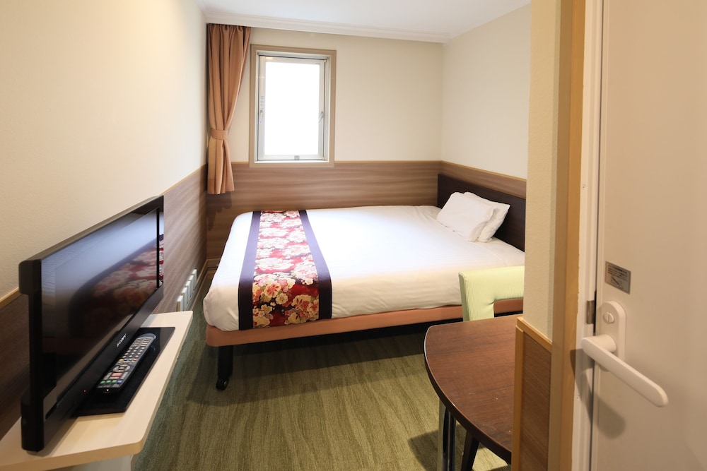 スモールダブルルーム　禁煙 客室1 | 道頓堀ホテル