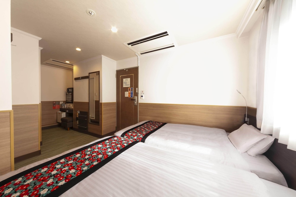 ベーシック トリプルルーム 禁煙 客室1 | 道頓堀ホテル