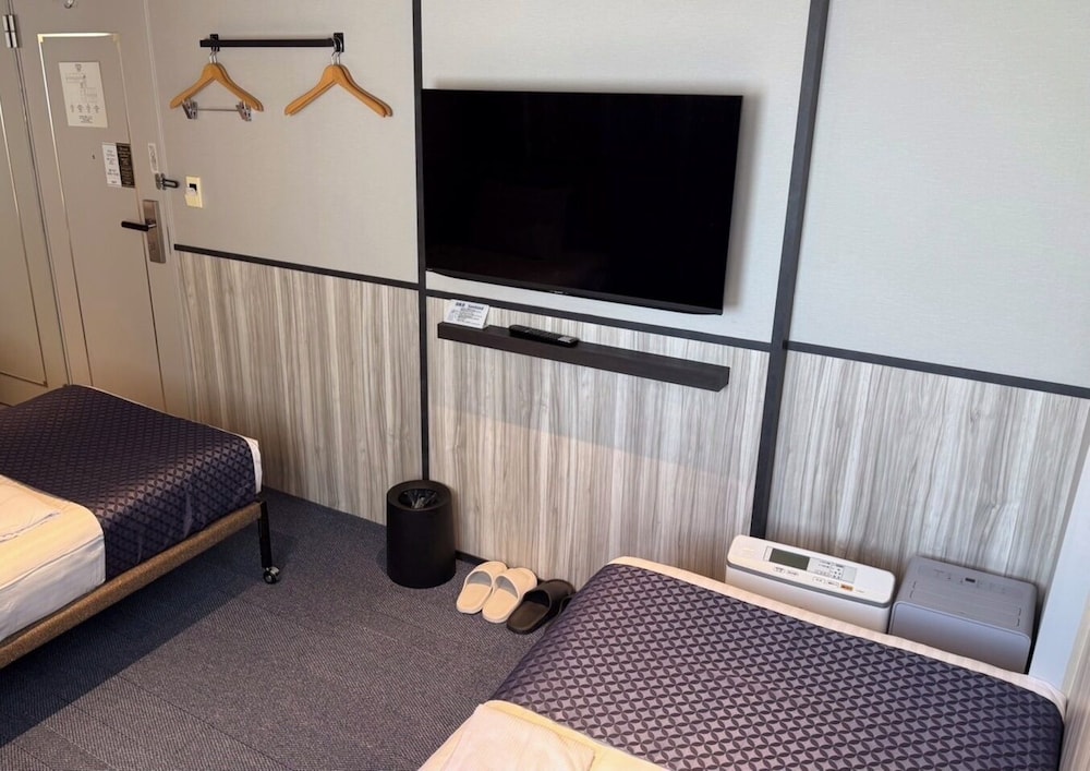 スタンダード ツインルーム 禁煙 客室4 | 道頓堀ホテル