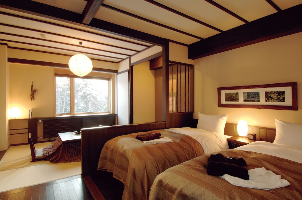 クラシック ルーム ベッド (複数台) 禁煙 | ラビスタ大雪山