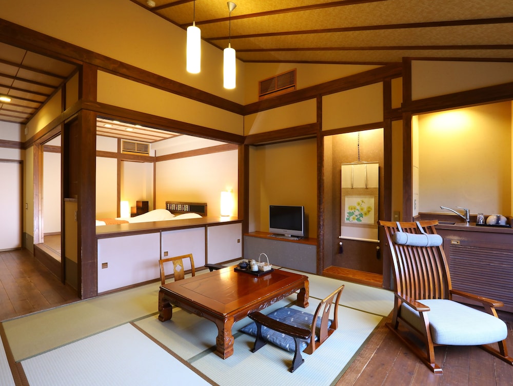 旅籠 八幡野 客室2 | 八幡野温泉郷 杜の湯 きらの里