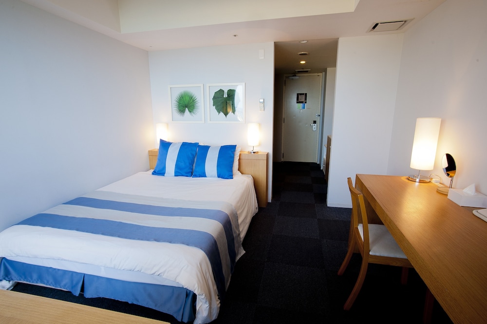 ãšã³ãã㌠ããã«ã«ãŒã ããã«ããã 1 å° çŠç
客宀1 | ã¶ã»ããŒãã¿ã¯ãŒæ²çž