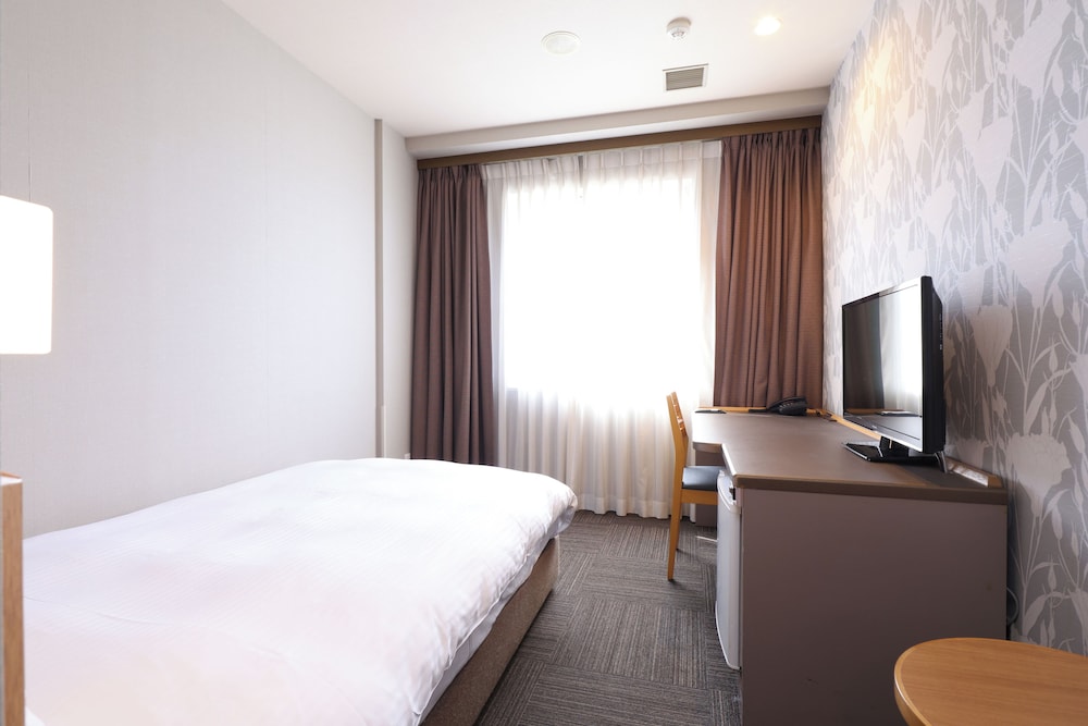 セミダブルルーム (2名様利用) 禁煙 客室2 | 天然温泉 そが浜の湯 ドーミイン千葉City Soga