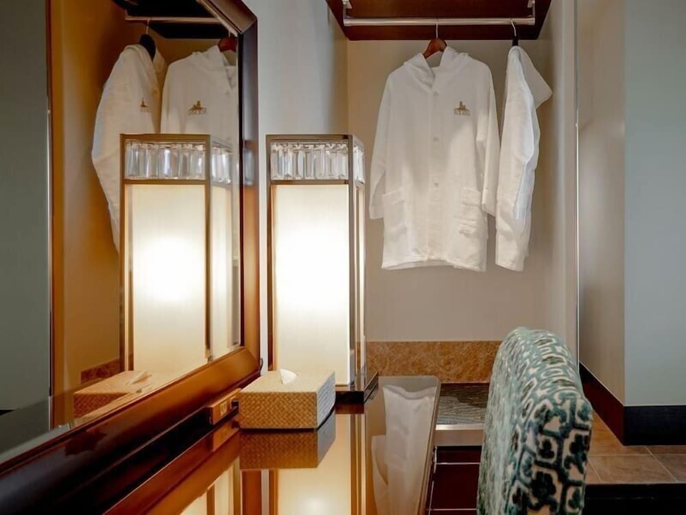 EXESロイヤルプールスイート ラウンジアクセス付き 最大2名 禁煙 客室8 | 沖縄かりゆしリゾート EXES 恩納