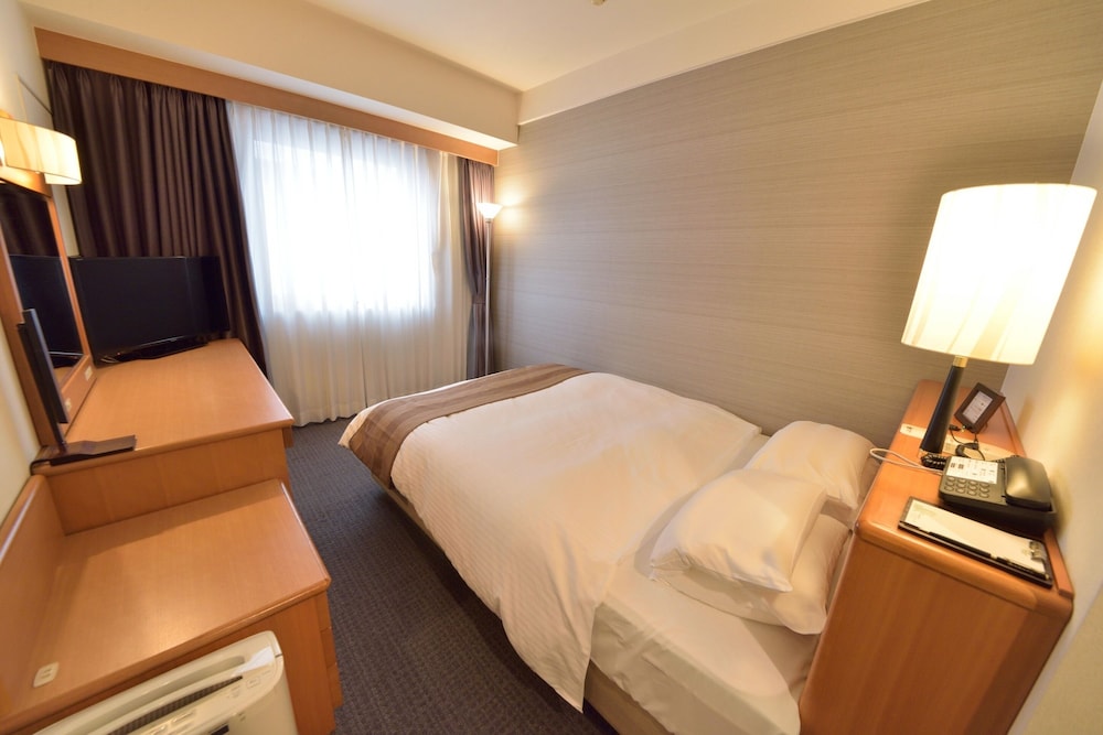 コンパクトダブル 禁煙 (16 ㎡) | 後楽ホテル