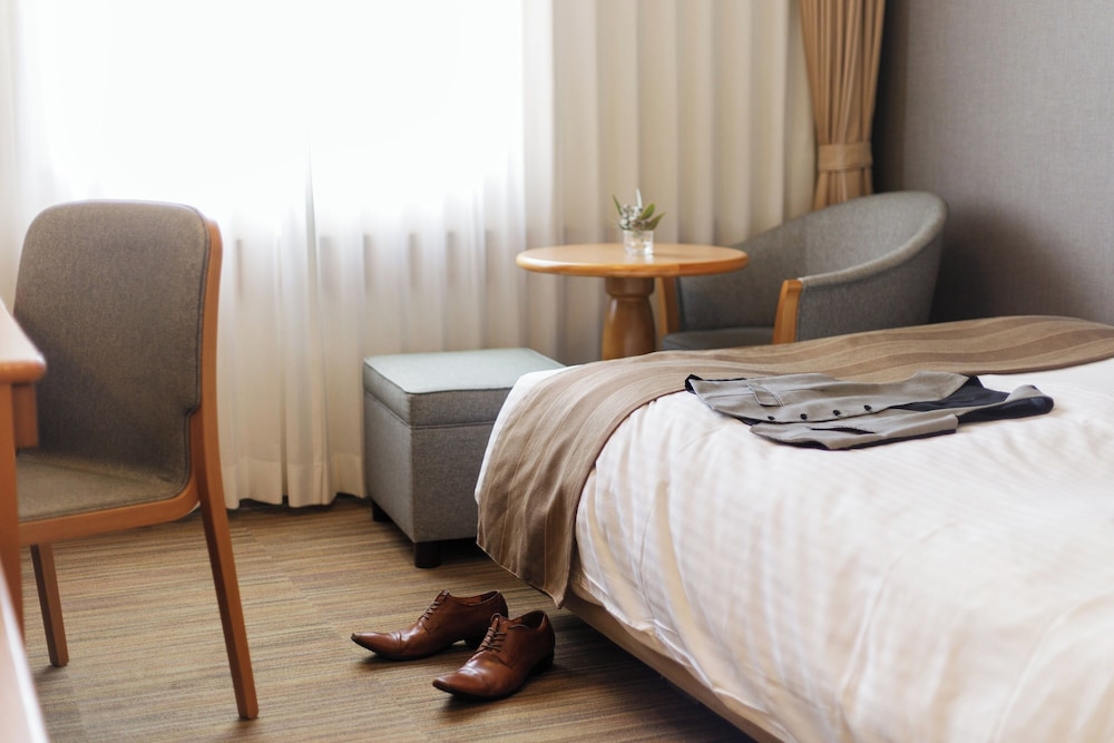 エコノミーダブルルーム 禁煙 (20平米) | 後楽ホテル