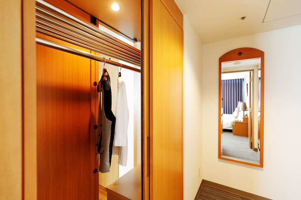 プレミアムコーナーキングルーム 禁煙 36平米 客室3 | 後楽ホテル